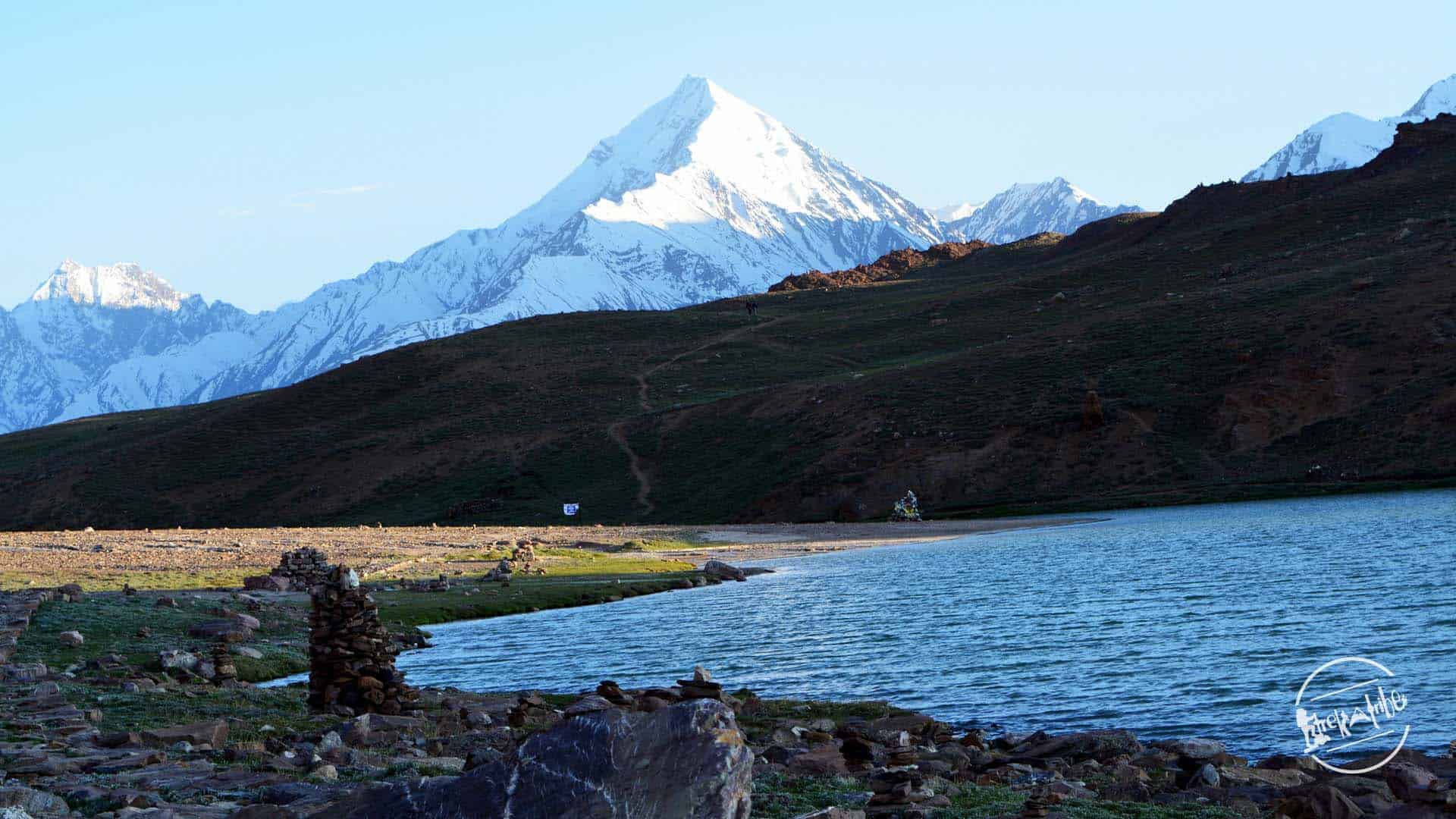 Trek to Chandratal Lake via Kunzum Pass